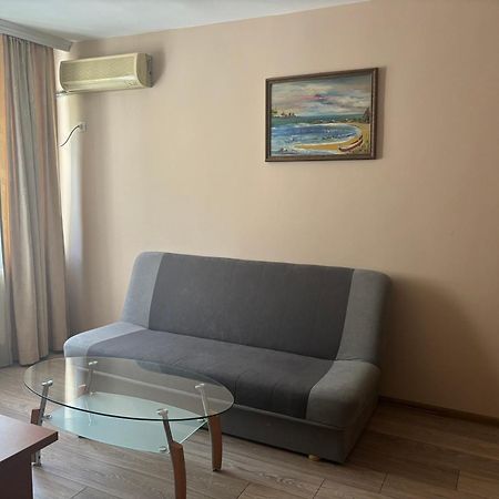 Family Hotel Central Μπουργκάς Εξωτερικό φωτογραφία
