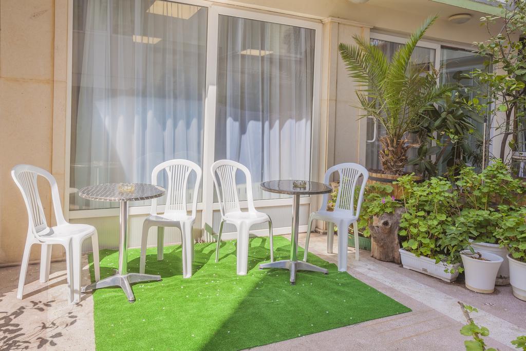 Family Hotel Central Μπουργκάς Εξωτερικό φωτογραφία